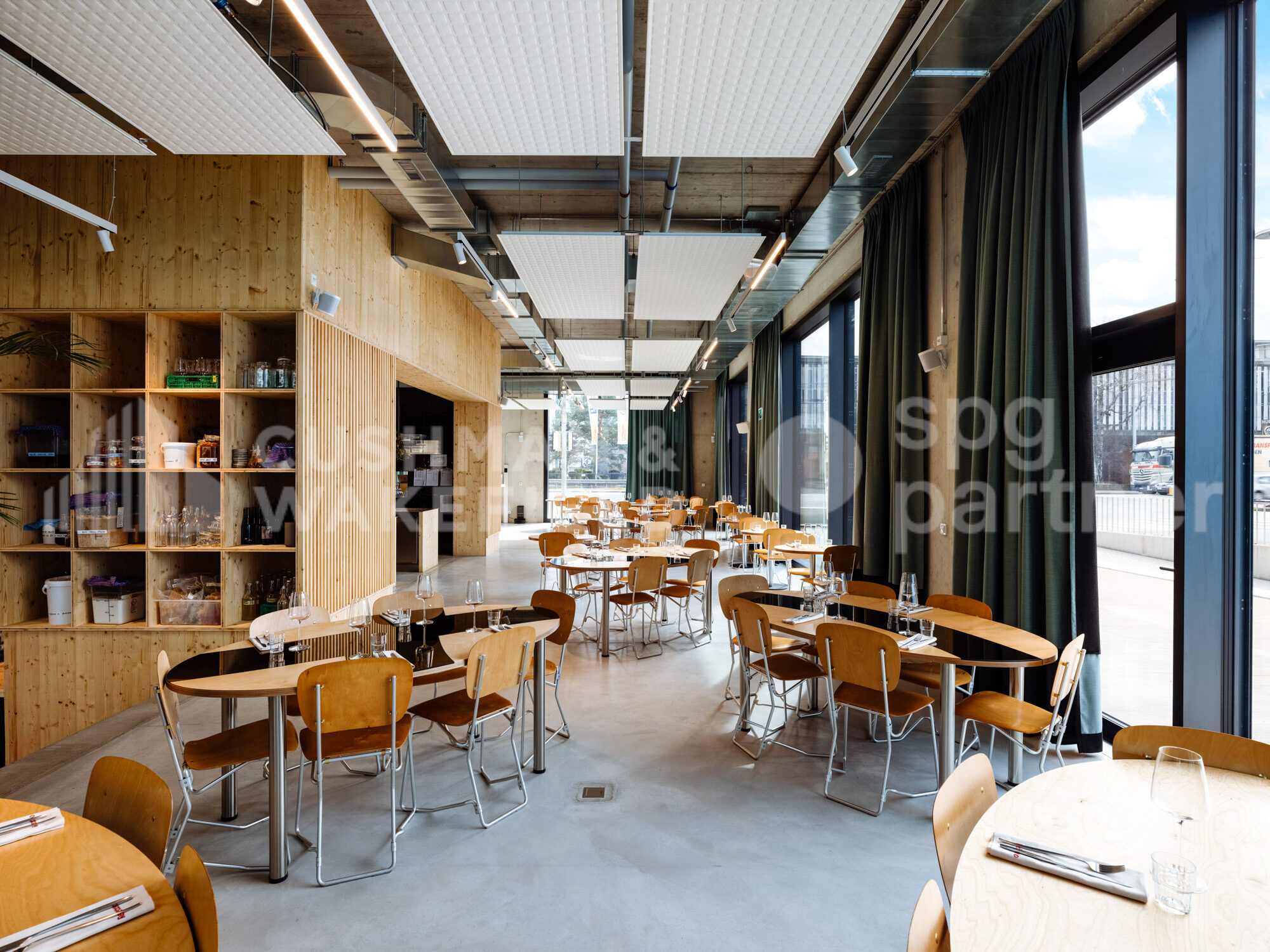 Atelier à louer – 336 m² – LES CHARMILLES – Lyon 109 – Genève-Petit-Saconnex