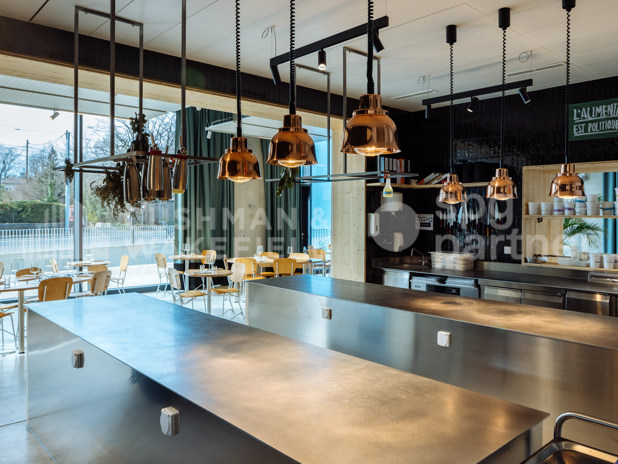Atelier à louer – 336 m² – LES CHARMILLES – Lyon 109 – Genève-Petit-Saconnex