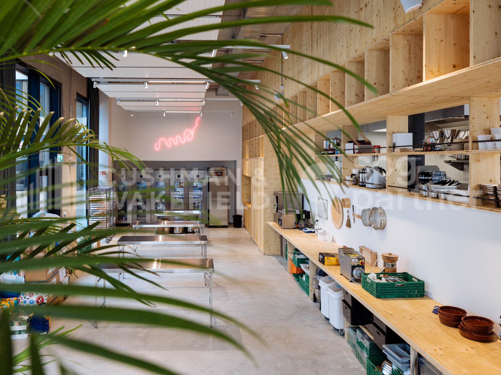 Atelier à louer – 336 m² – LES CHARMILLES – Lyon 109 – Genève-Petit-Saconnex