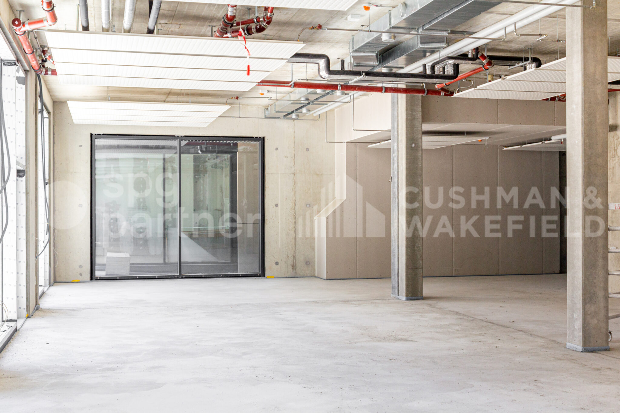 Atelier à louer – 3000 m² – LES CHARMILLES – Lyon 114 – Genève-Petit-Saconnex