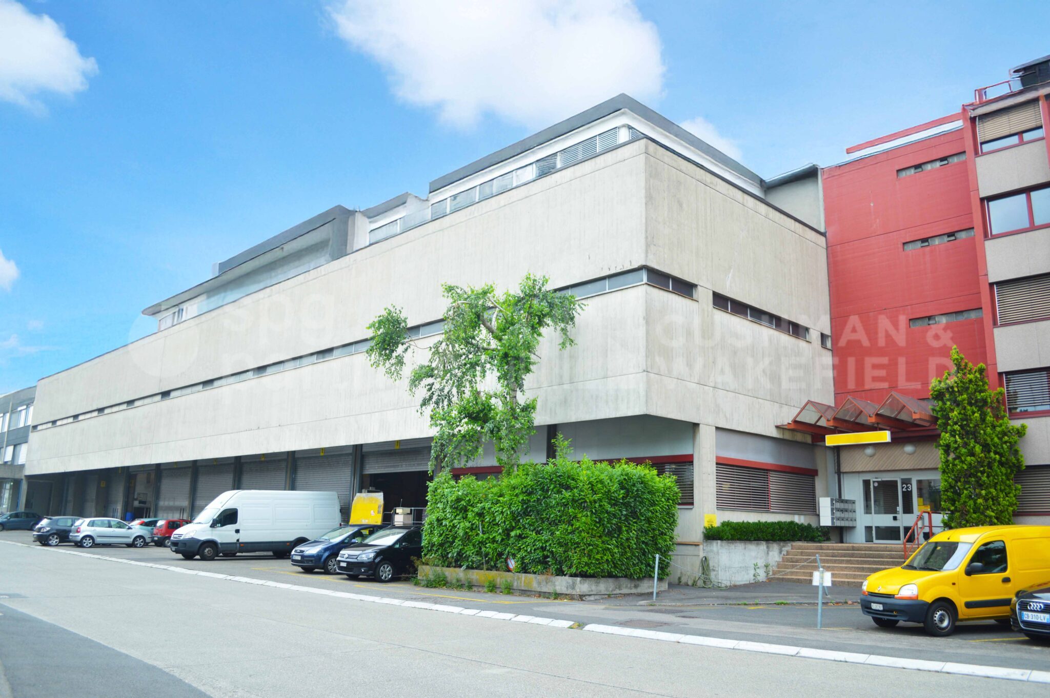 Atelier à louer – 2500 m² – PAV – Jeunes 23 – Carouge