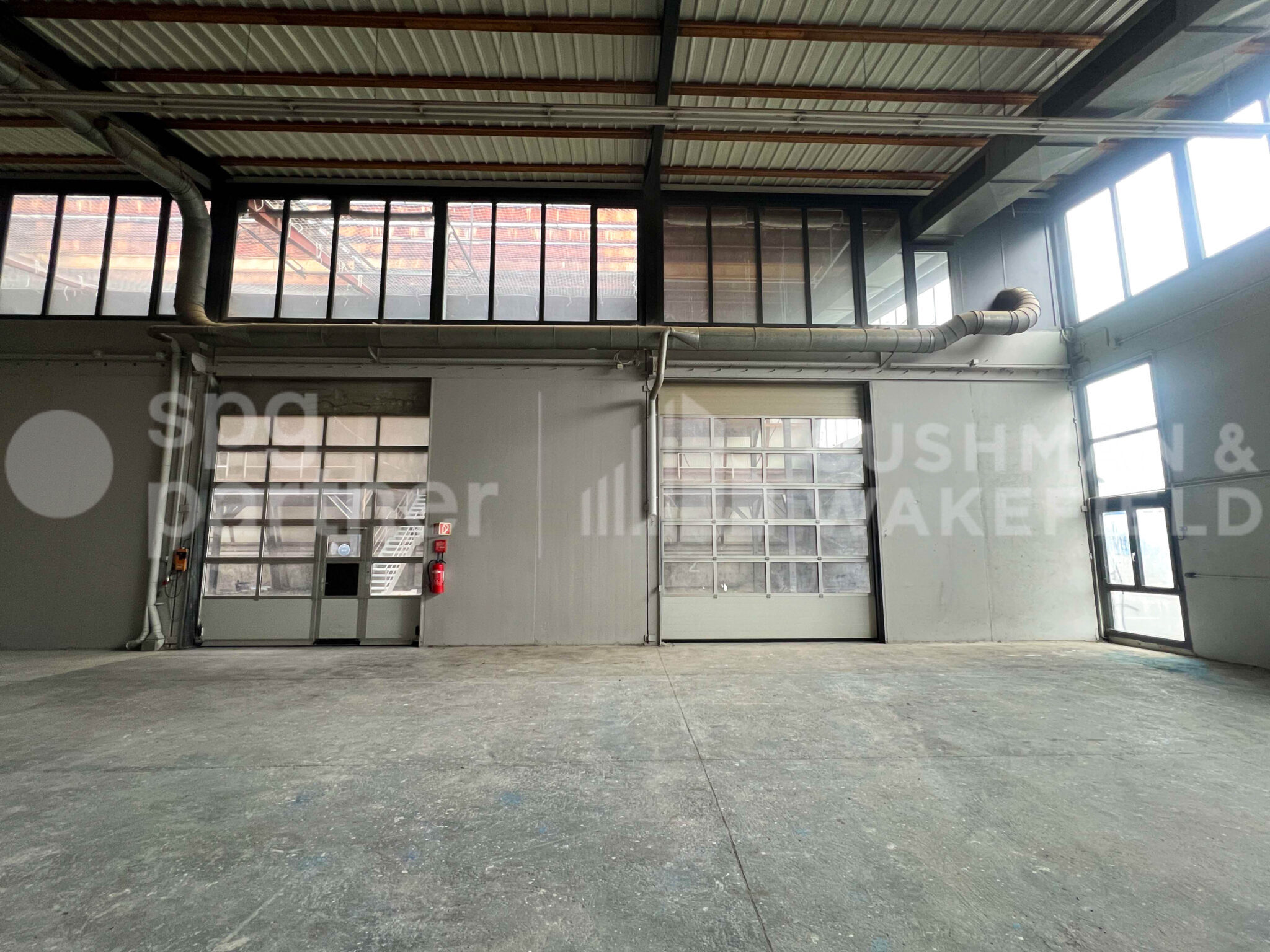 Atelier à louer – 2390 m² – PONT BUTIN – Grandes-Communes 6 – Lancy