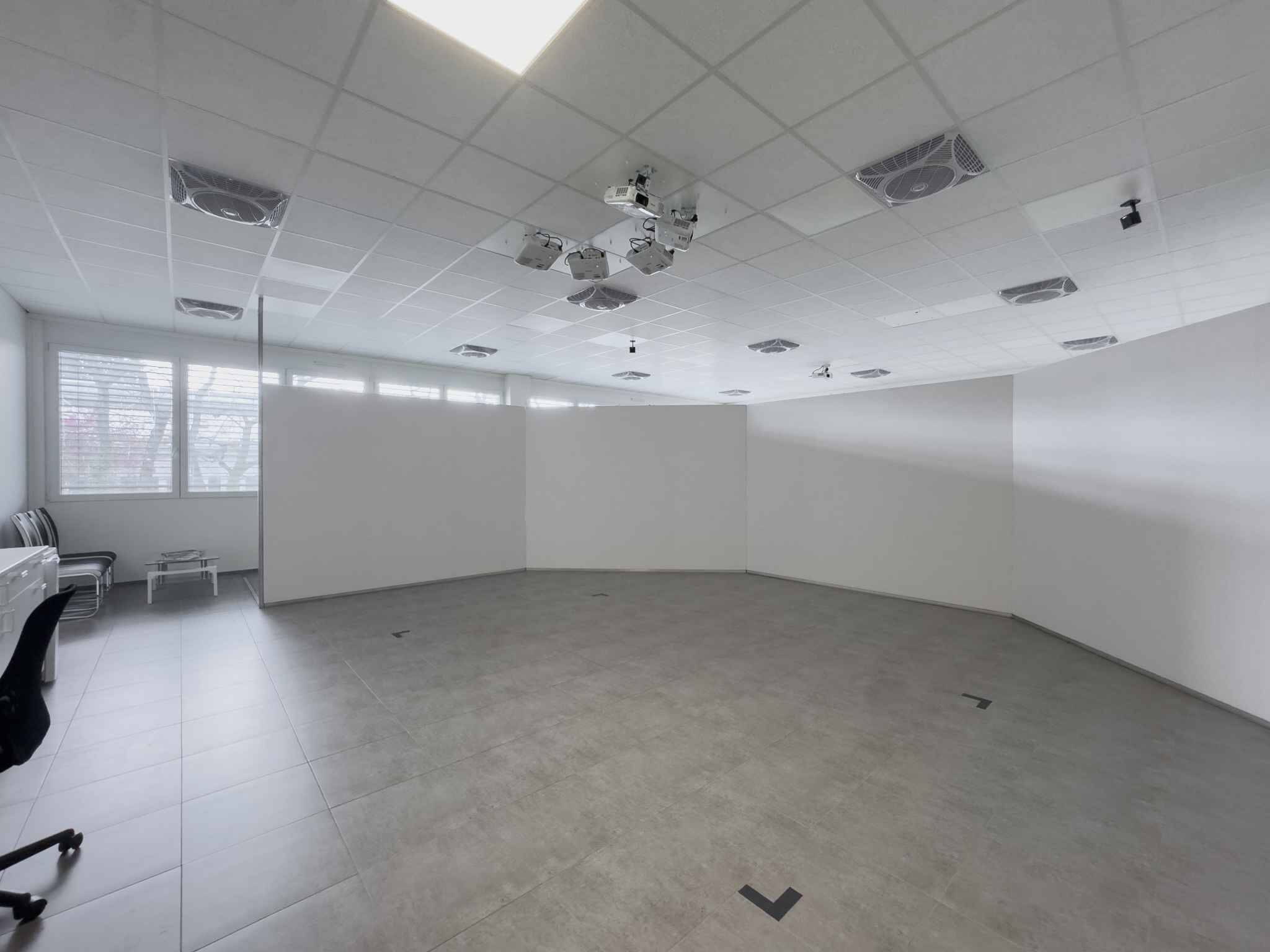 Local administratif à louer – 125 m² – ZIBAY – Maison-Carrée 30 – Satigny