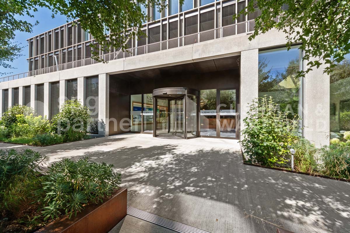 Atelier à louer – 2000 m² – ZIMEYSA – Nant-D Avril 152 – Meyrin