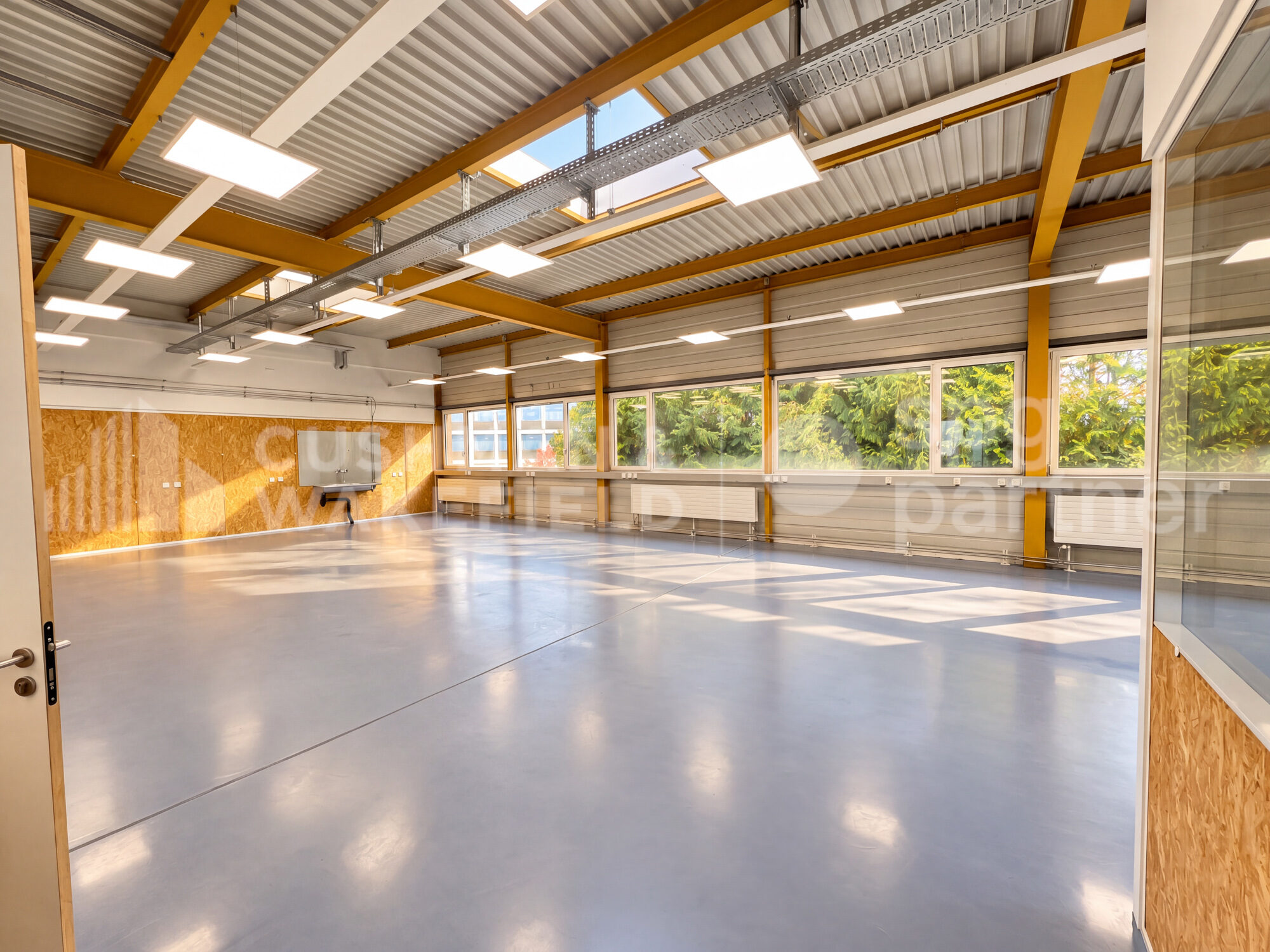 Atelier à louer – 1300 m² – ZIMEYSA – Veyrot 25 – Meyrin