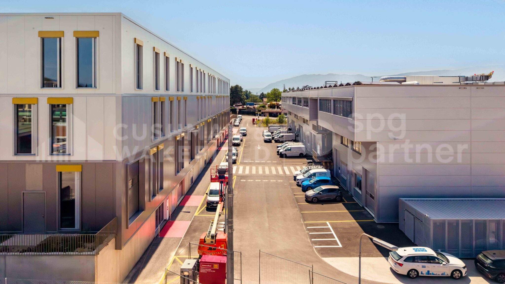 Atelier à vendre – 1500 m² – ZIMOGA – Delay 26 – Vernier