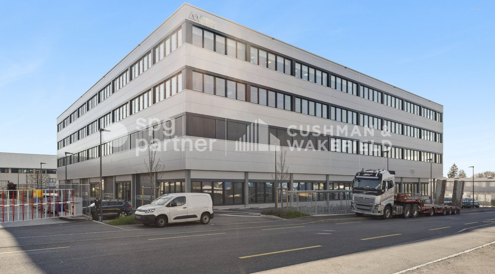 Atelier à louer – 1000 m² – ZIMOGA – Emeraude 10 – Vernier