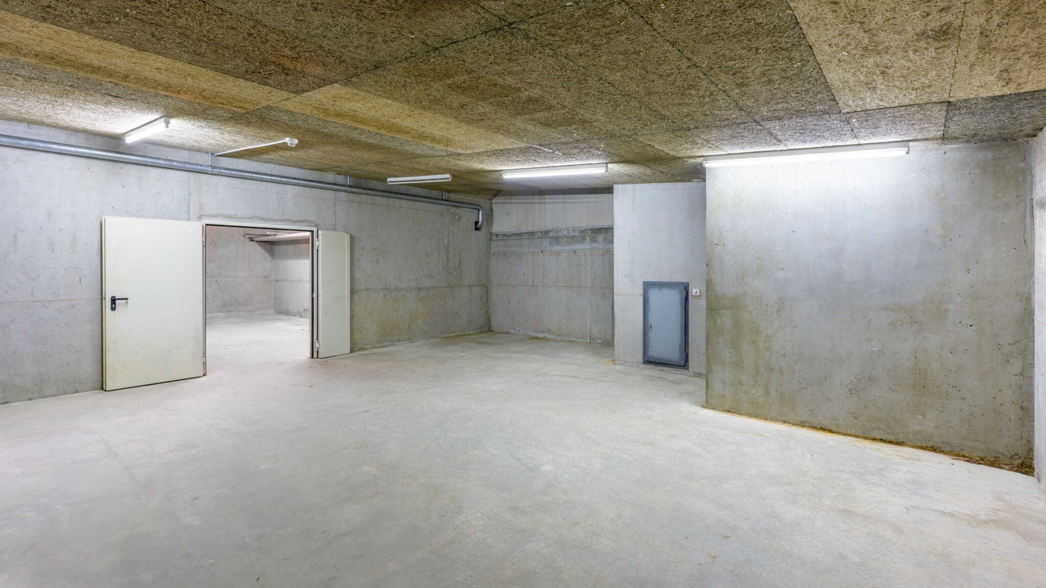 Atelier à louer – 1029 m² – ZIPLO – Galaise 12 – Plan-Les-Ouates